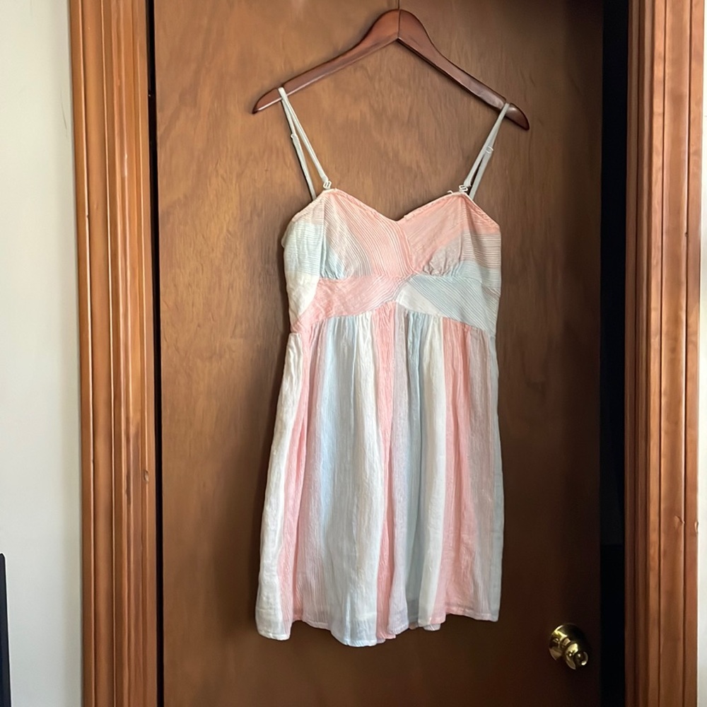 Free People Sundress Size 6.  Blue/Purple/Pink/White.  Convertible to Strapless.